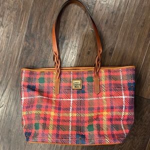 Dooney & bourke plaid braided shopper bag